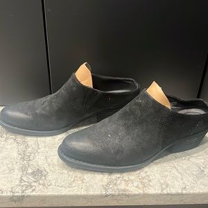 Women’s Born Black Suede Mule Size 11